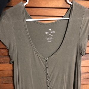 American Eagle shirt